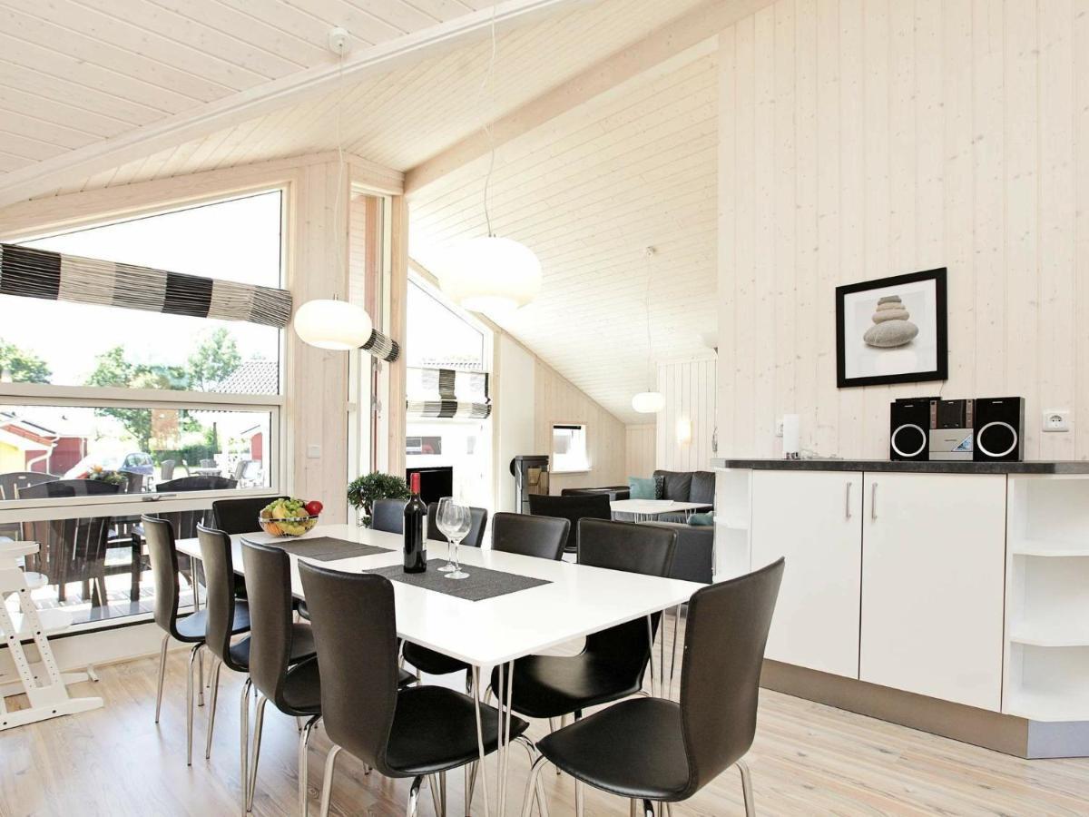 Four-Bedroom Holiday Home In Grossenbrode 1 Εξωτερικό φωτογραφία