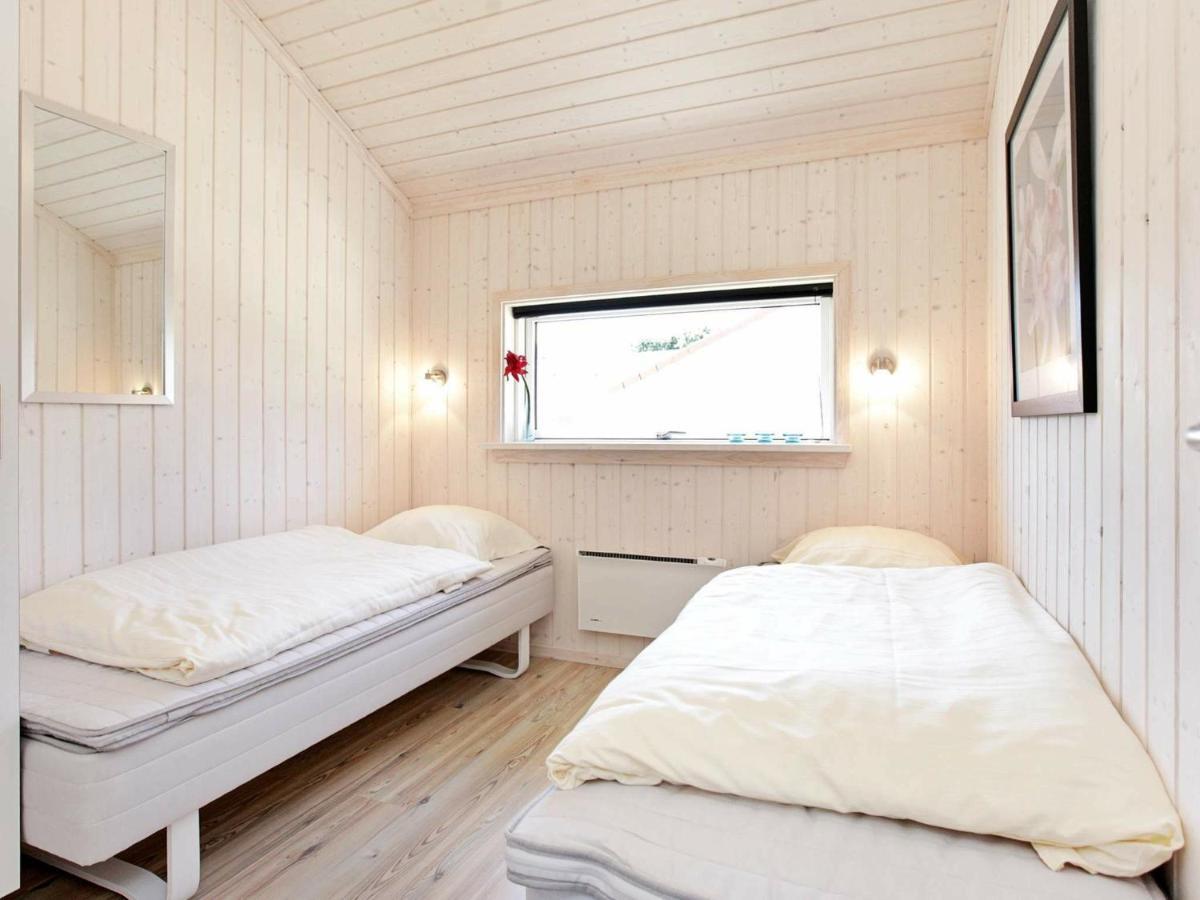 Four-Bedroom Holiday Home In Grossenbrode 1 Εξωτερικό φωτογραφία